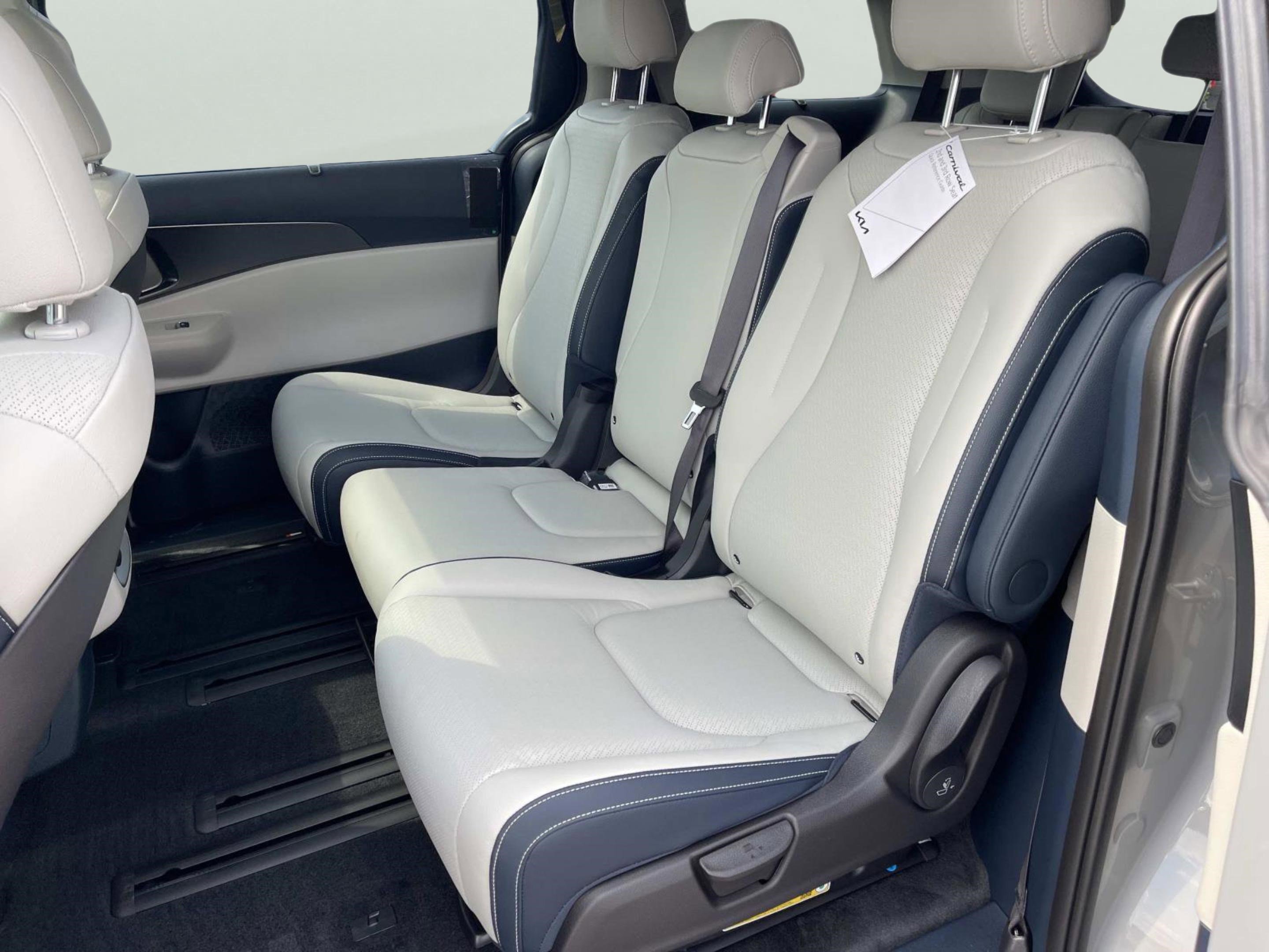 New 2026 Kia Carnival SX Prestige image 14