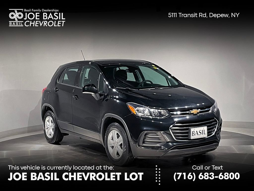 Used 2019 Chevrolet Trax LS image 1