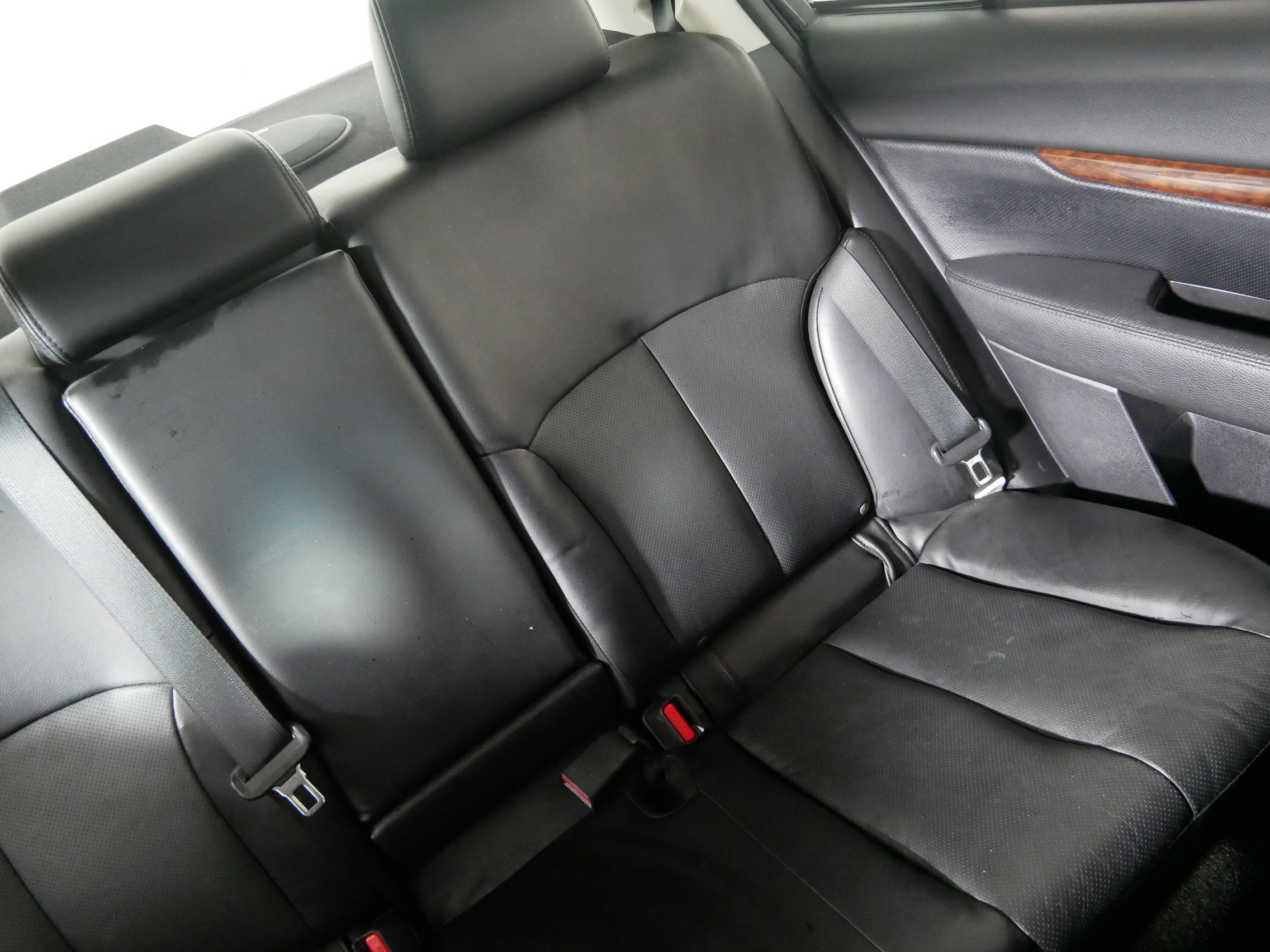 Used 2014 Subaru Legacy 2.5i Limited w/ Moonroof Package image 14