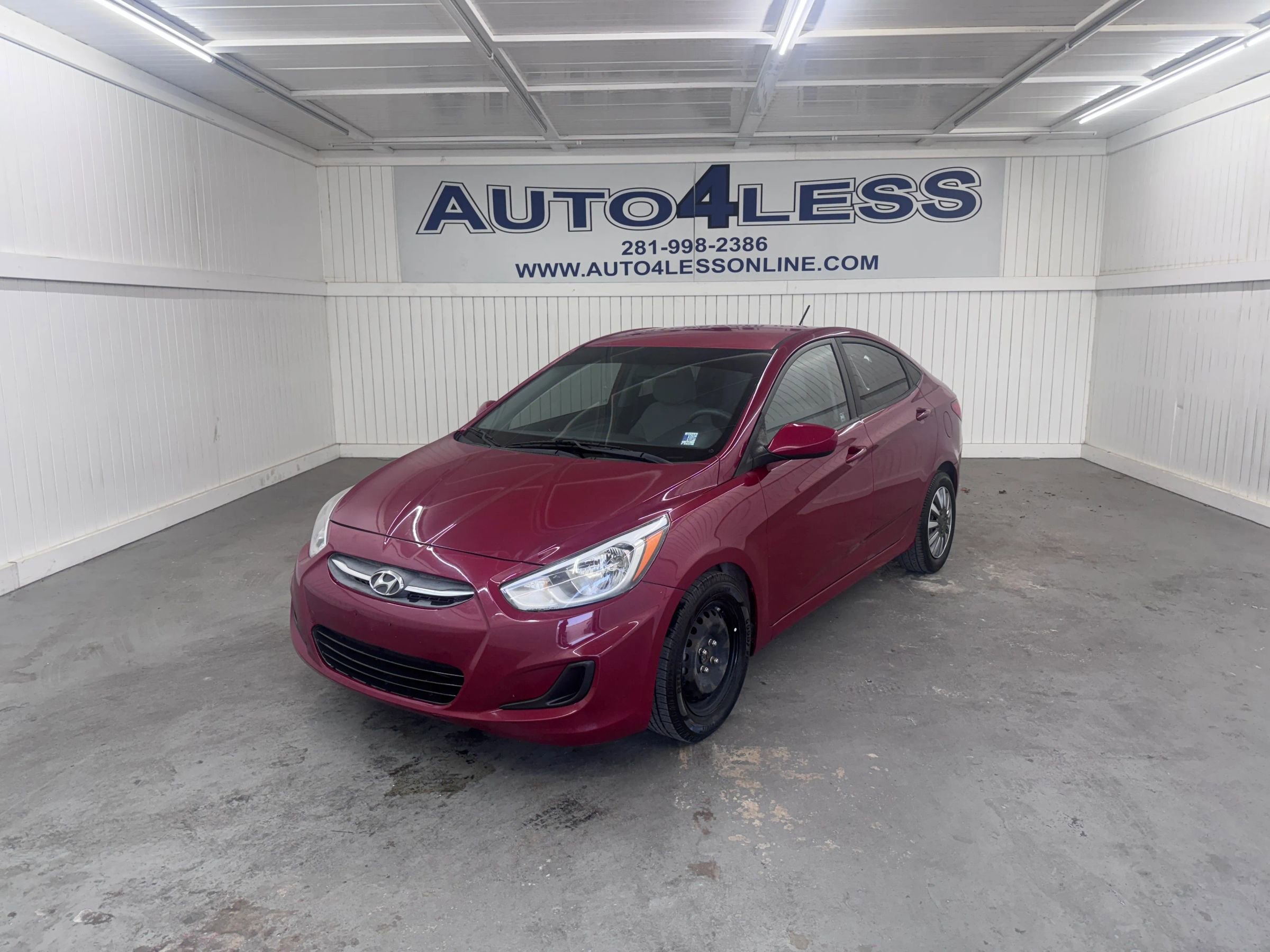 Used 2016 Hyundai Accent SE image 1