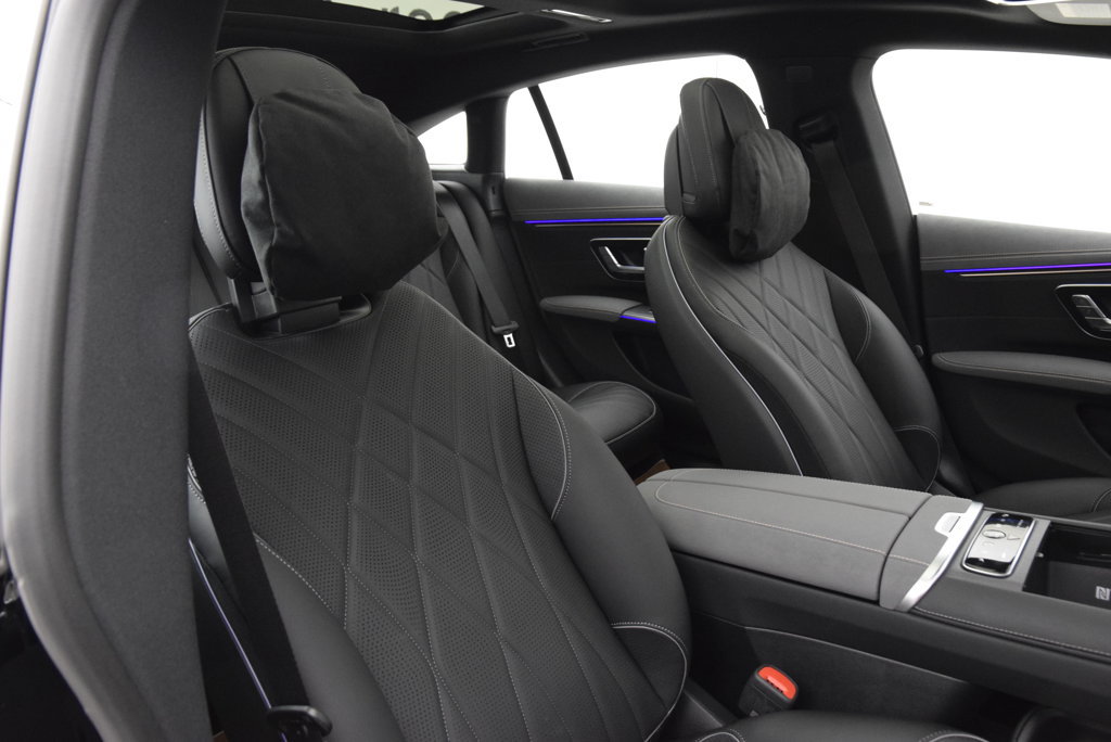 New 2026 Mercedes-Benz EQS 580 4MATIC Sedan image 16
