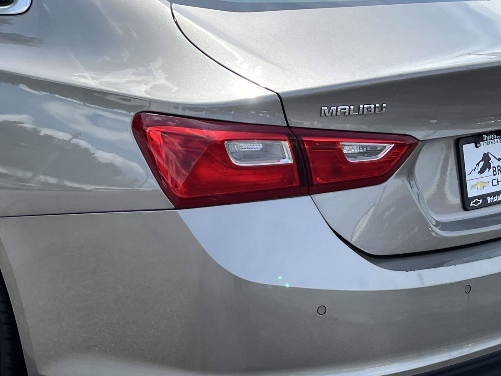 Used 2024 Chevrolet Malibu LT FWD image 6