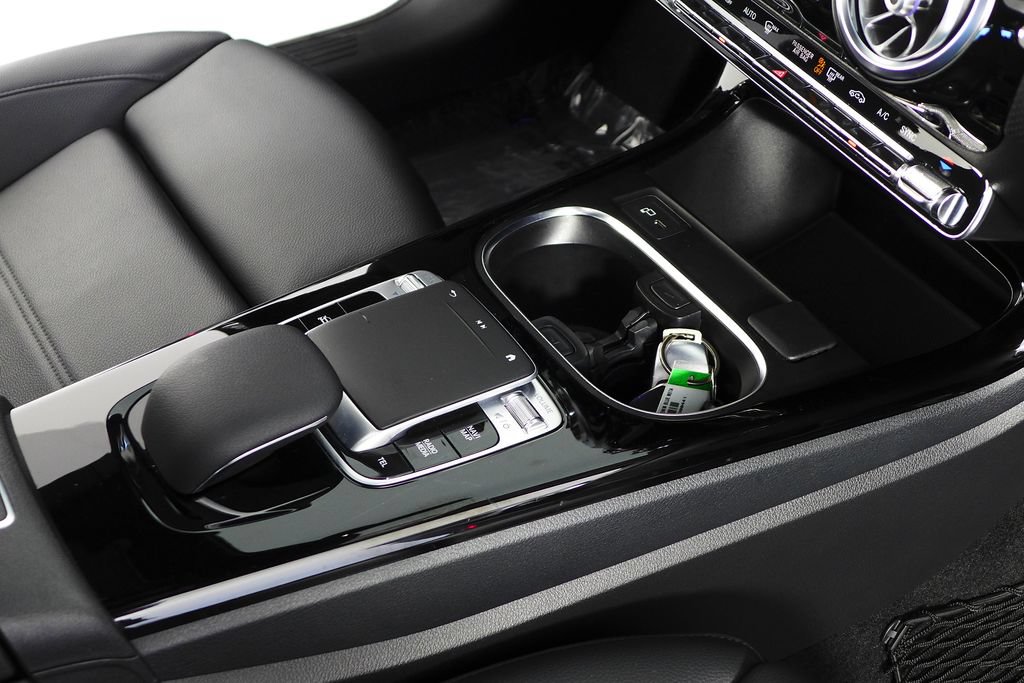 Used 2020 Mercedes-Benz CLA 250 image 15