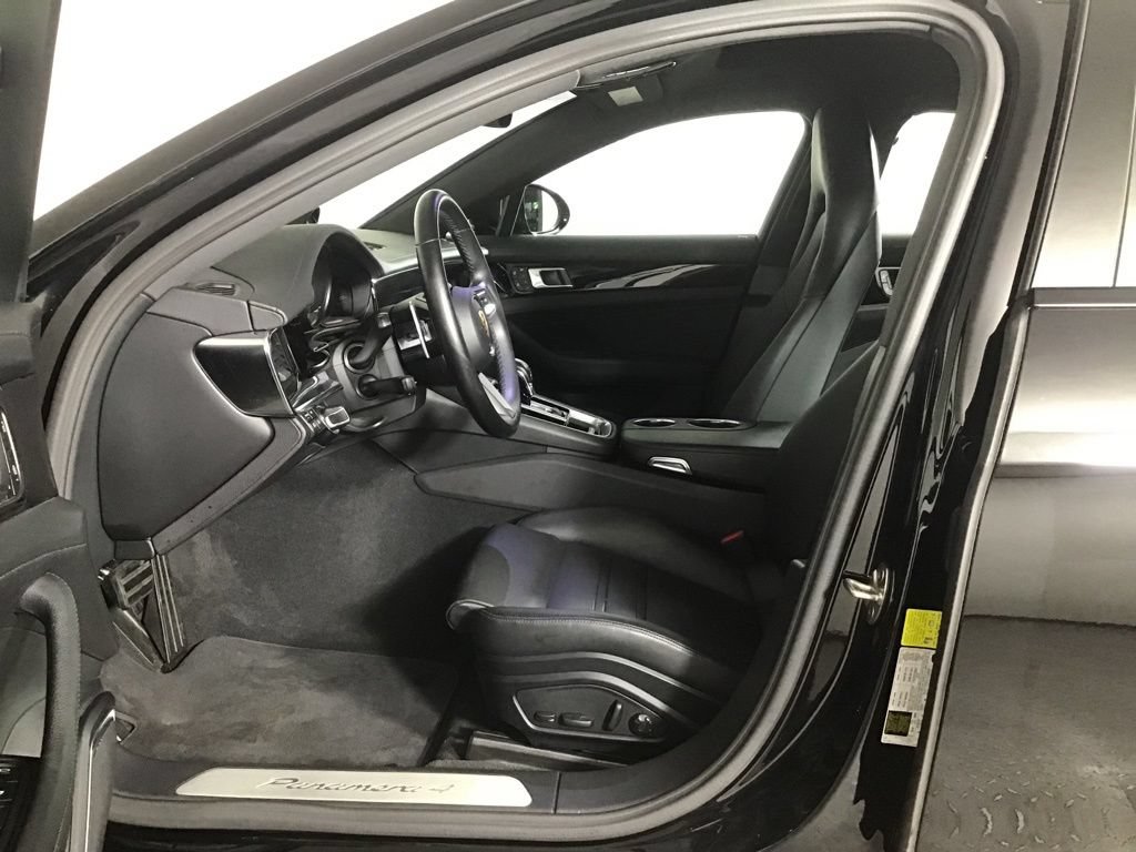 Certified 2023 Porsche Panamera 4 AWD/4WD image 5