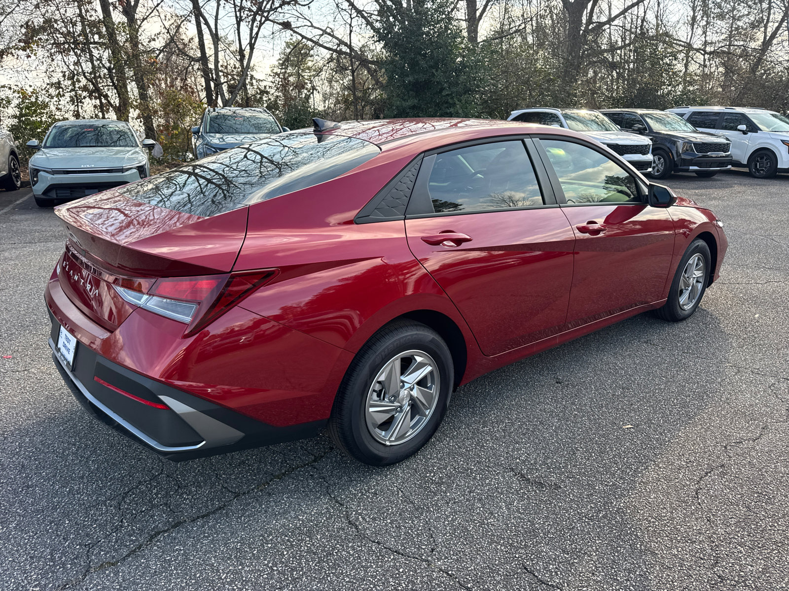New 2026 Hyundai Elantra SE w/ Cargo Package image 5