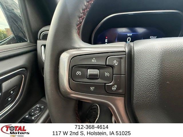 Used 2024 Chevrolet Suburban RST w/ Luxury Package AWD/4WD image 25