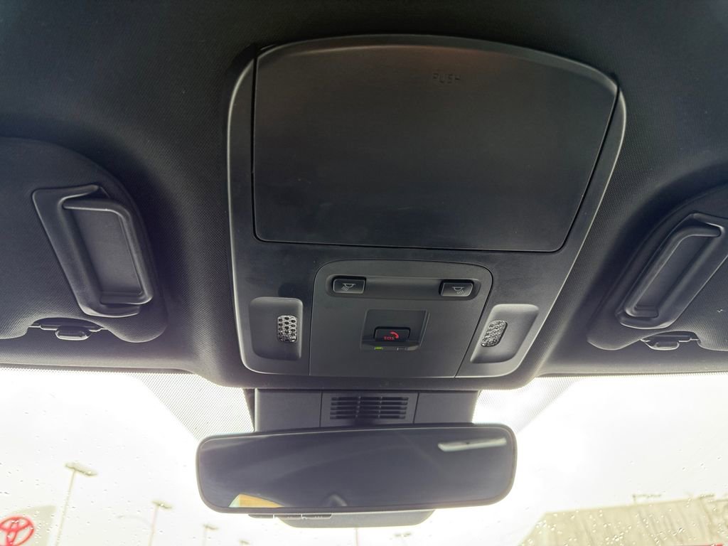 Certified 2025 Toyota Camry SE w/ Convenience Package image 36