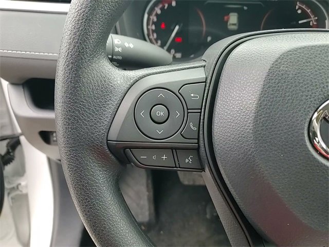 Used 2025 Toyota RAV4 XLE image 15