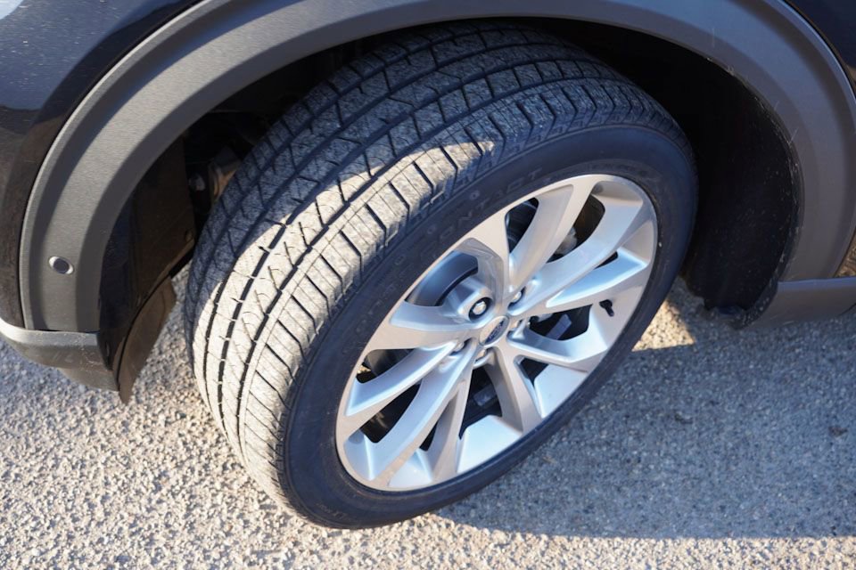 Certified 2022 Ford Explorer Platinum w/ Equipment Group 601A image 14