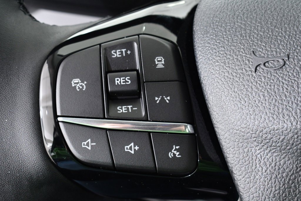 New 2026 Ford Escape SE w/ PHEV Premium Package image 32