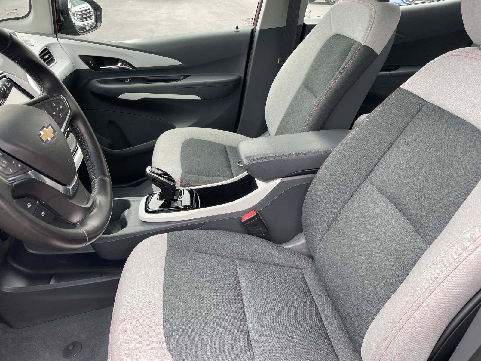 Used 2019 Chevrolet Bolt LT FWD image 23
