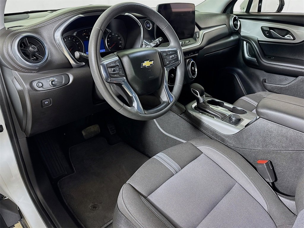 Used 2023 Chevrolet Blazer LT w/ Driver Confidence Package image 7