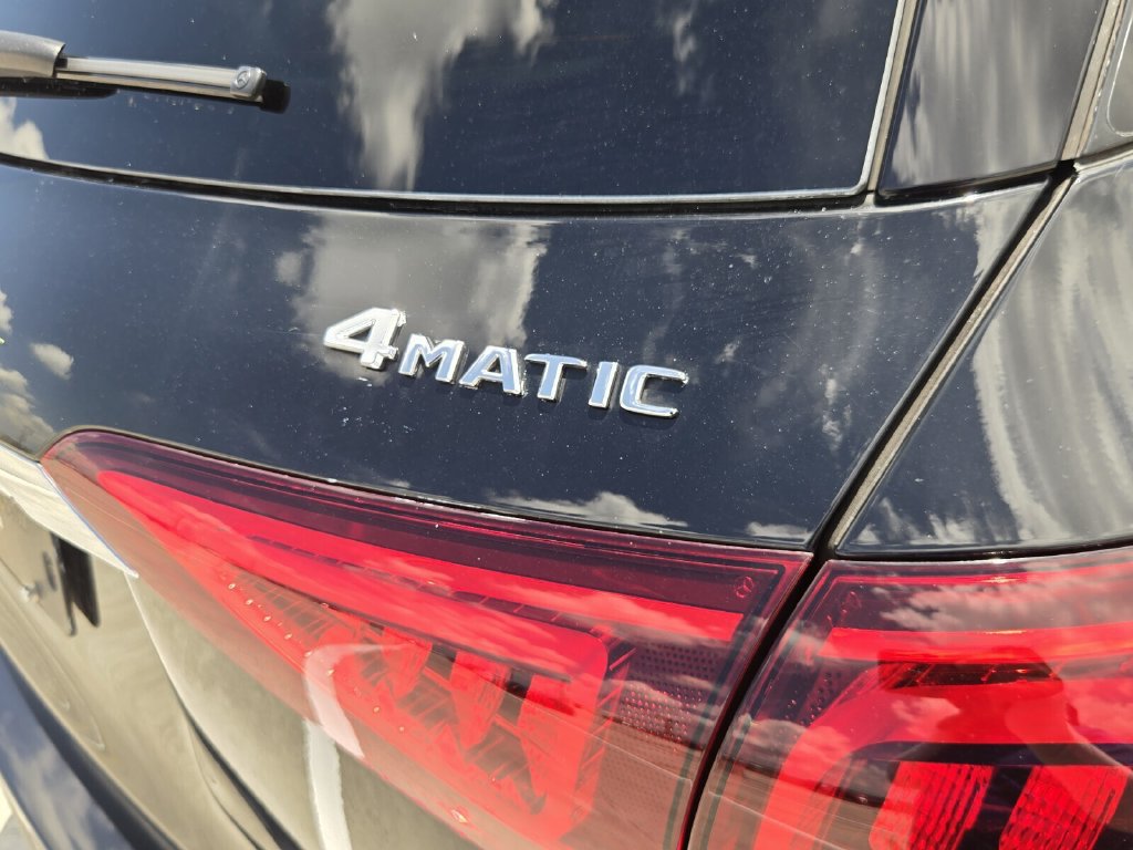 Used 2023 Mercedes-Benz GLE 350 4MATIC image 17