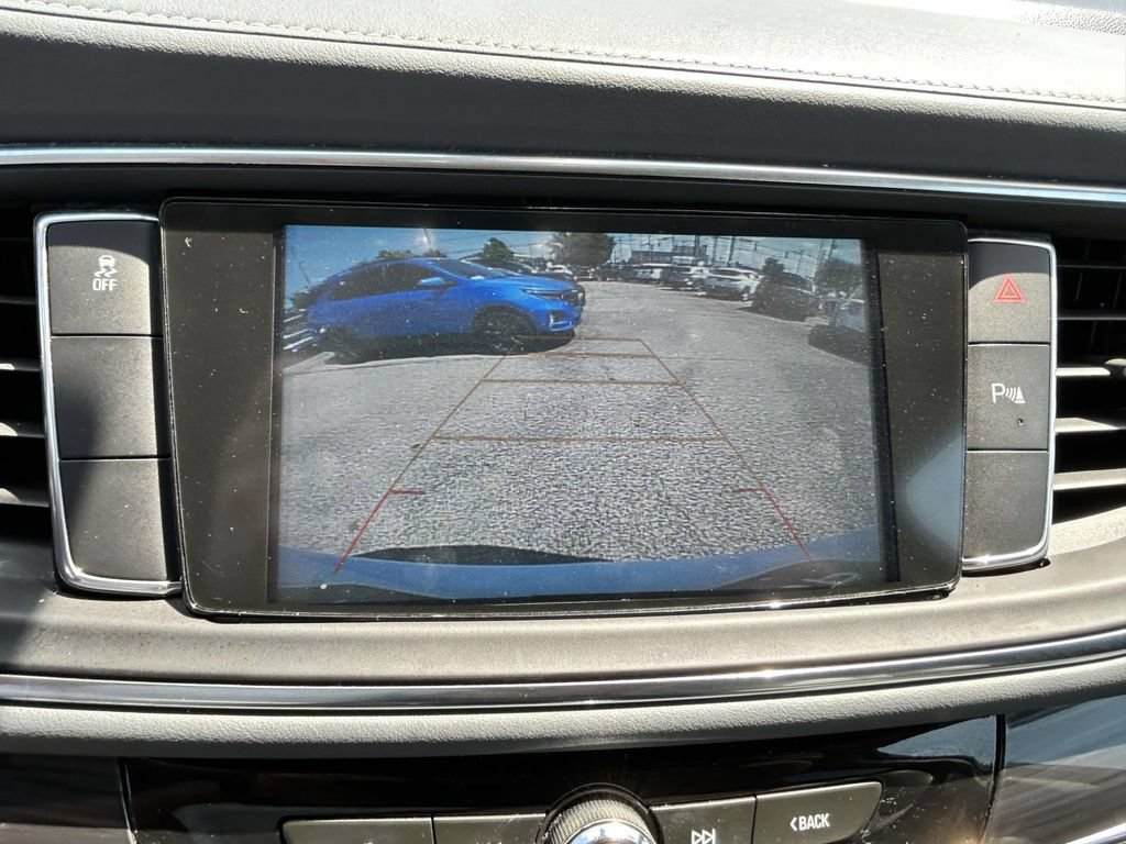 Used 2019 Buick Enclave Essence FWD image 15
