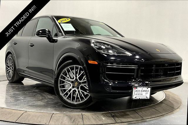 Used 2022 Porsche Cayenne Turbo image 10