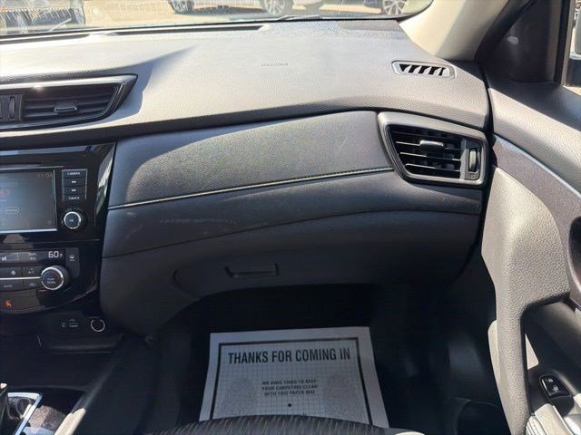 Used 2018 Nissan Rogue SV AWD/4WD image 21