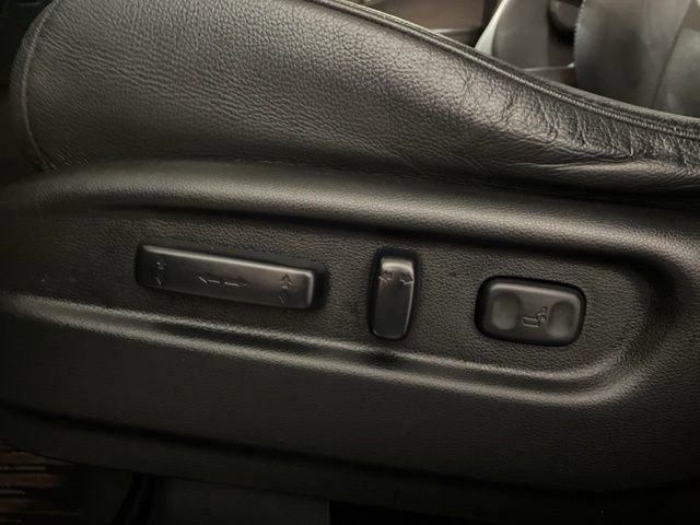 Used 2021 Honda Pilot Touring image 12