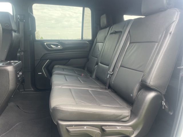Used 2024 Chevrolet Suburban LT AWD/4WD image 9