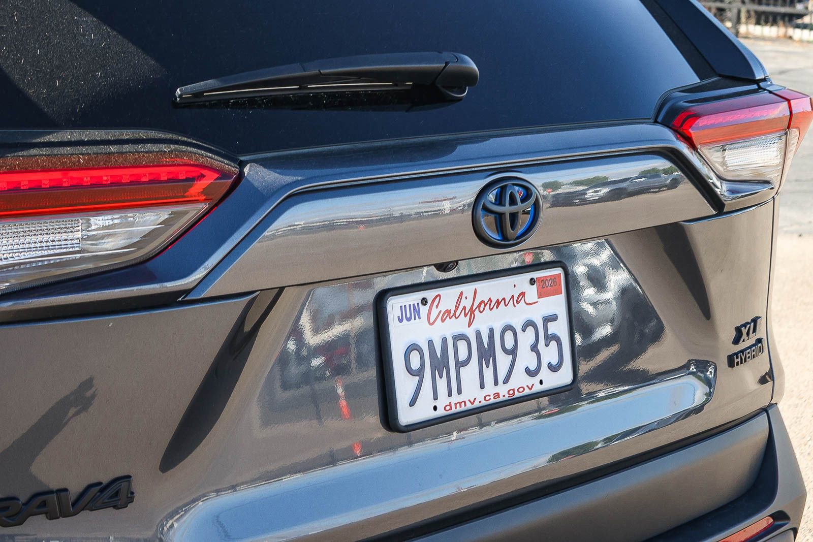 Used 2024 Toyota RAV4 XLE w/ Convenience Package image 13