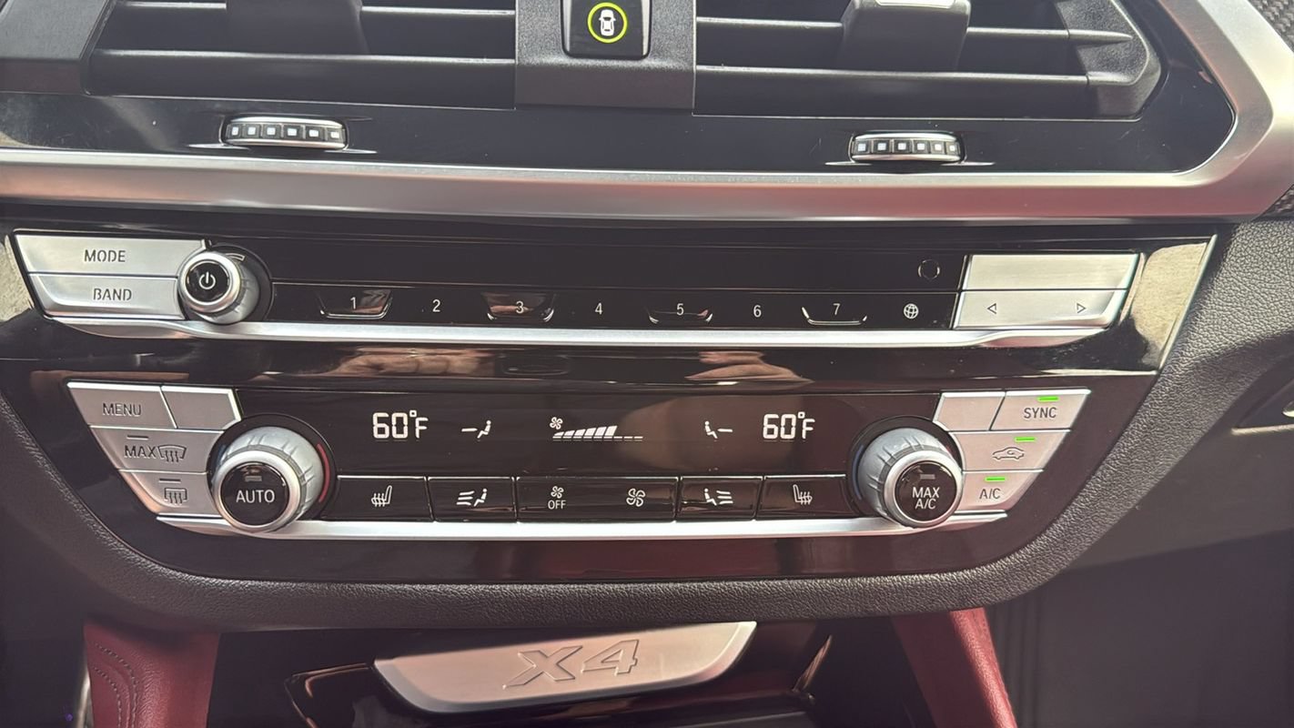 Used 2021 BMW X4 xDrive30i w/ M Sport Package AWD/4WD image 27