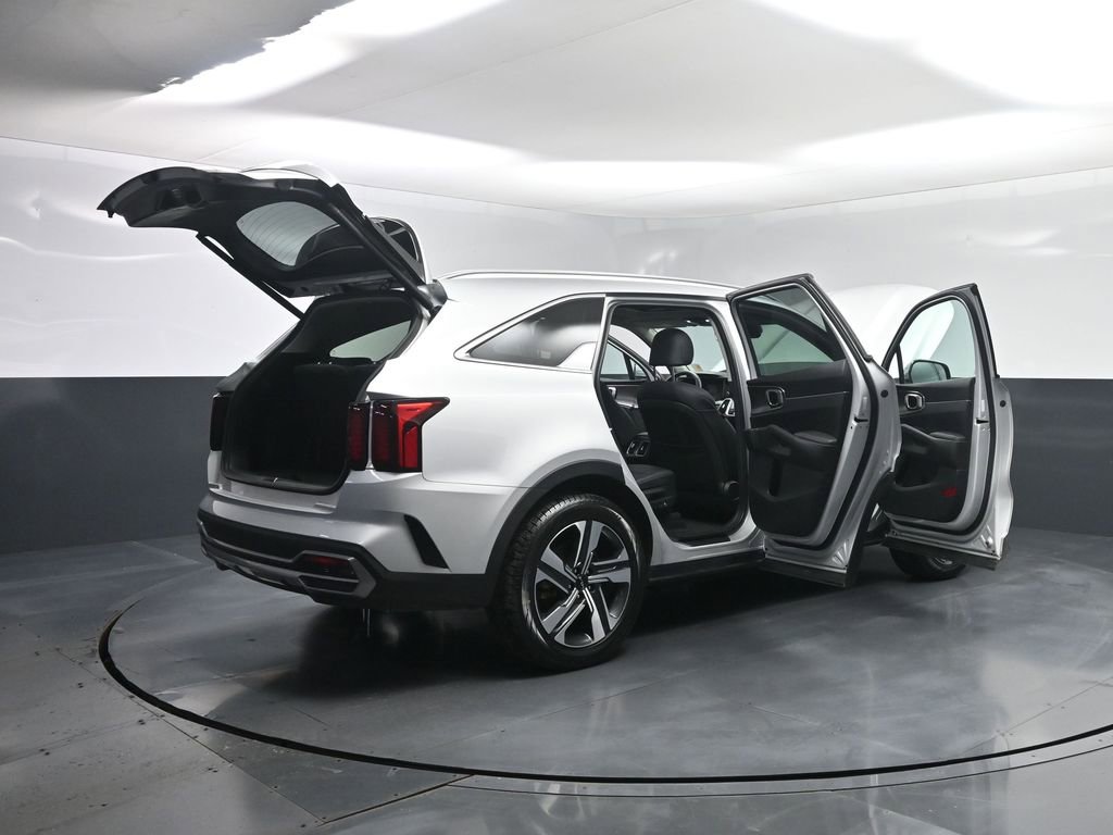 Used 2024 Kia Sorento EX w/ Panoramic Sunroof Package image 29