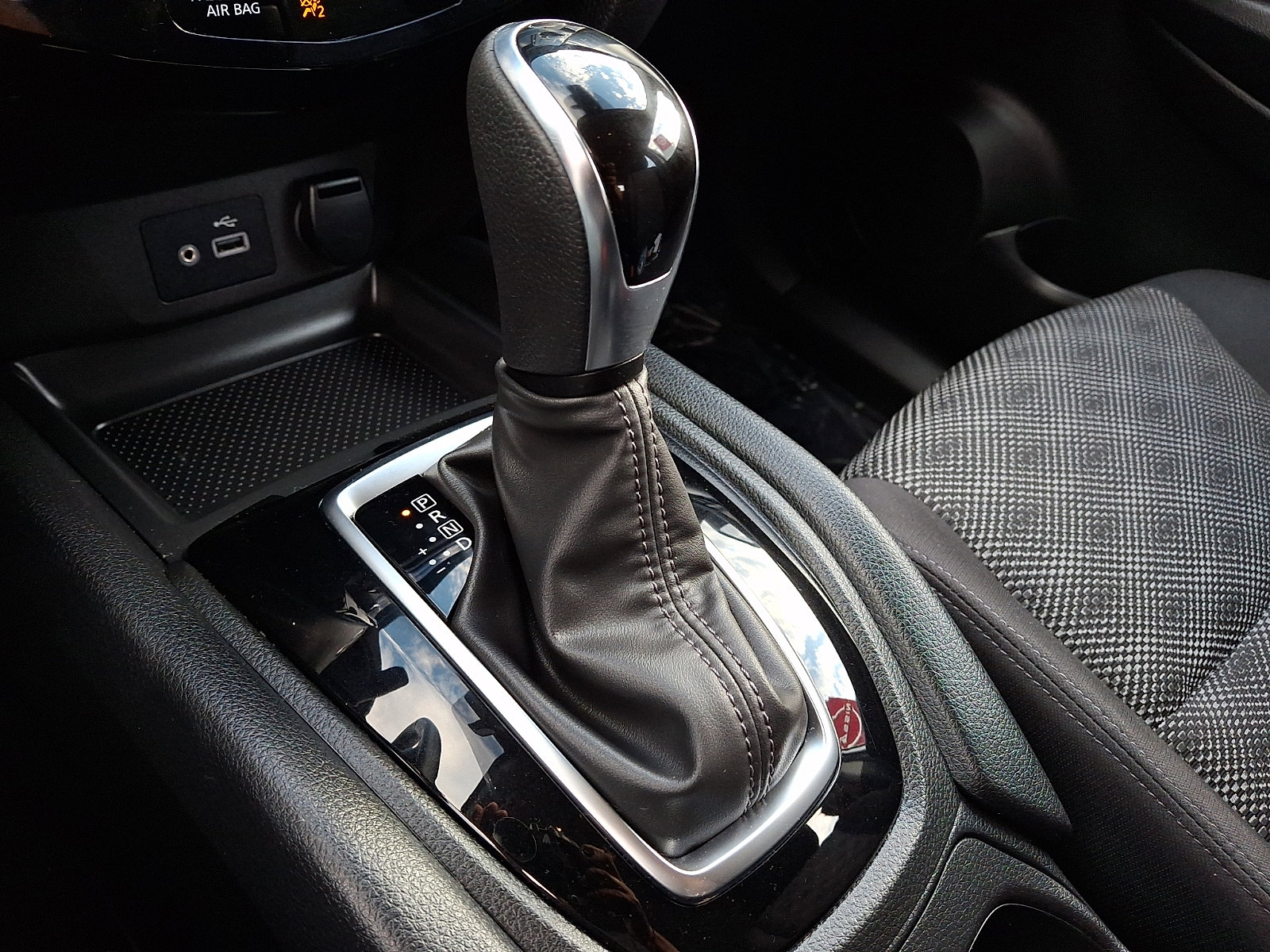 Certified 2022 Nissan Rogue Sport SV AWD/4WD image 15