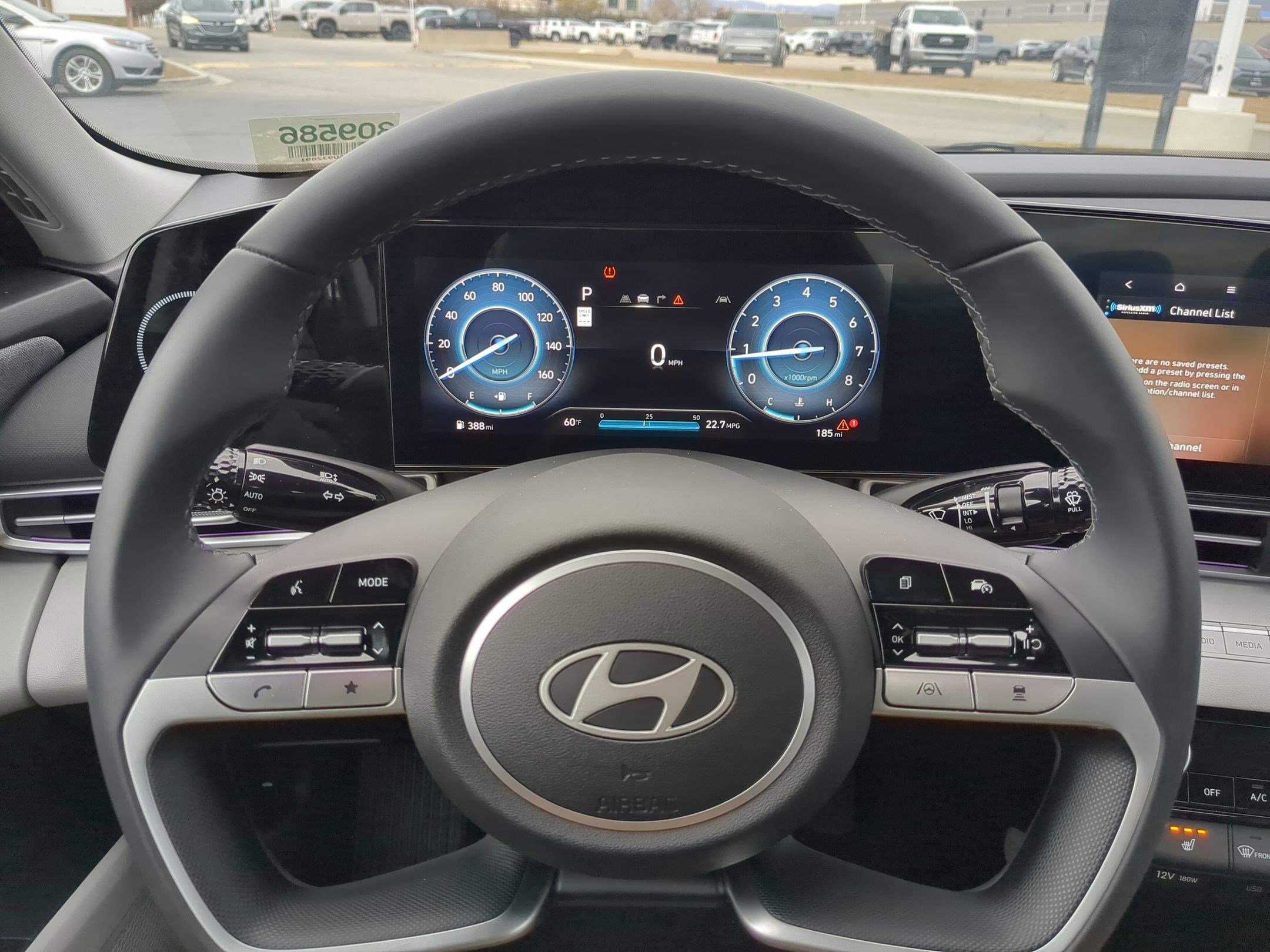 Used 2025 Hyundai Elantra Limited image 16