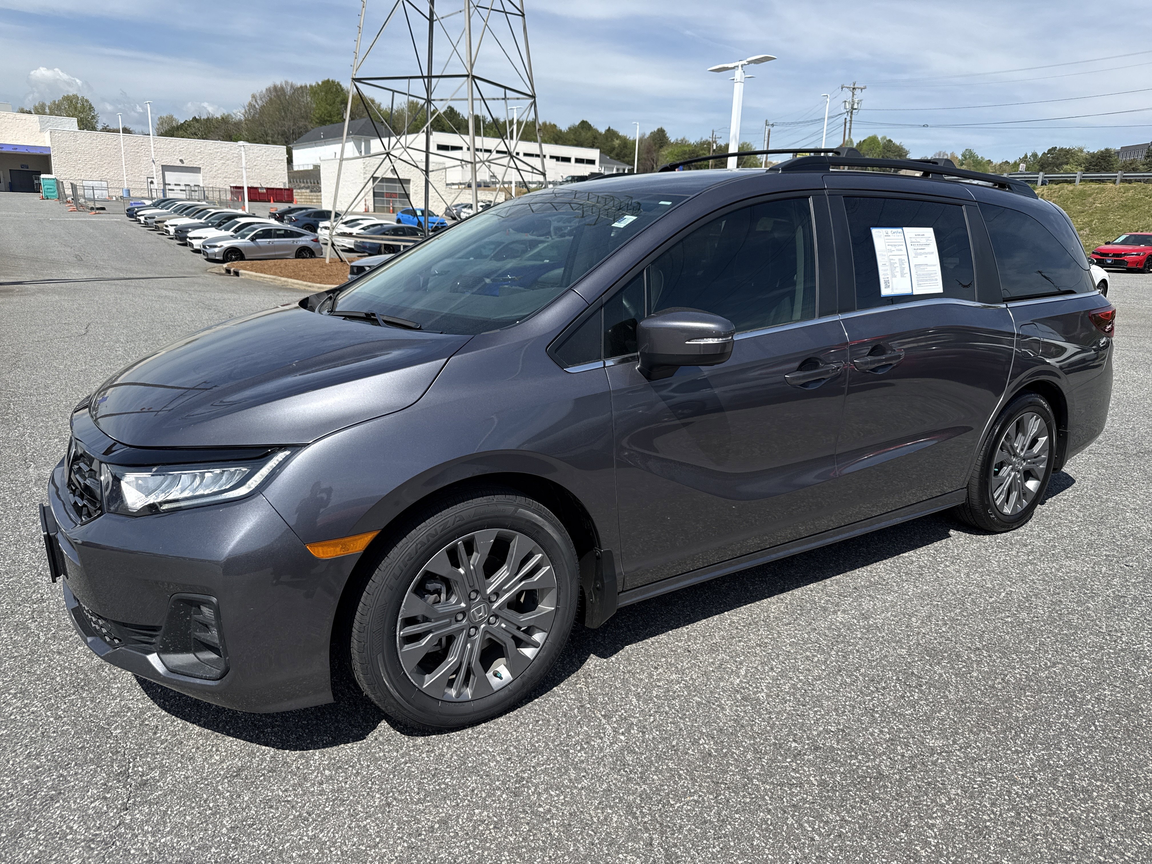Certified 2025 Honda Odyssey Touring image 5