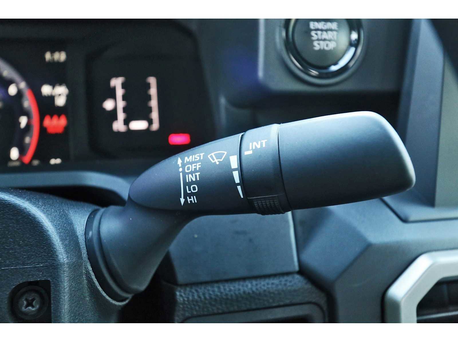 Used 2024 Toyota Tacoma SR image 18