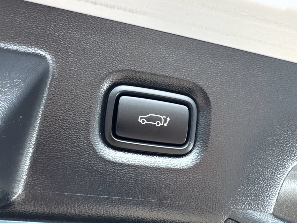 Used 2024 Hyundai Ioniq 5 SEL RWD image 11