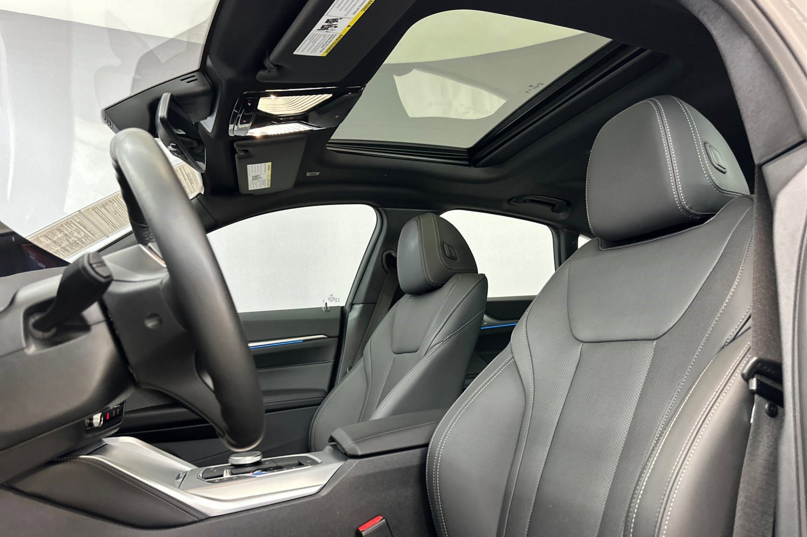 Certified 2023 BMW i4 eDrive40 w/ M Sport Package image 15