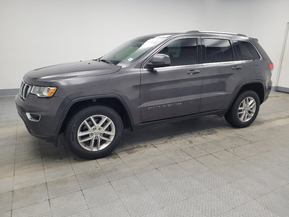 Used 2017 Jeep Grand Cherokee Laredo w/ Quick Order Package 23E image 2