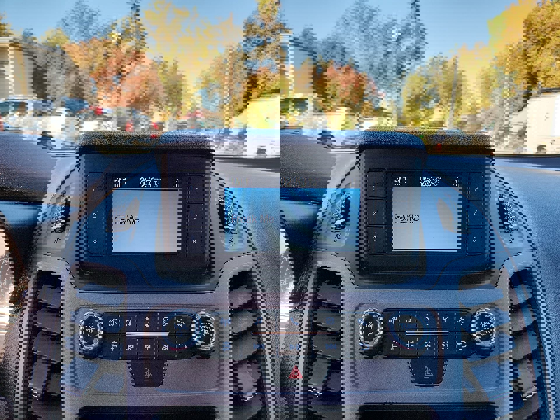 Used 2022 Ford Transit Connect XL image 12