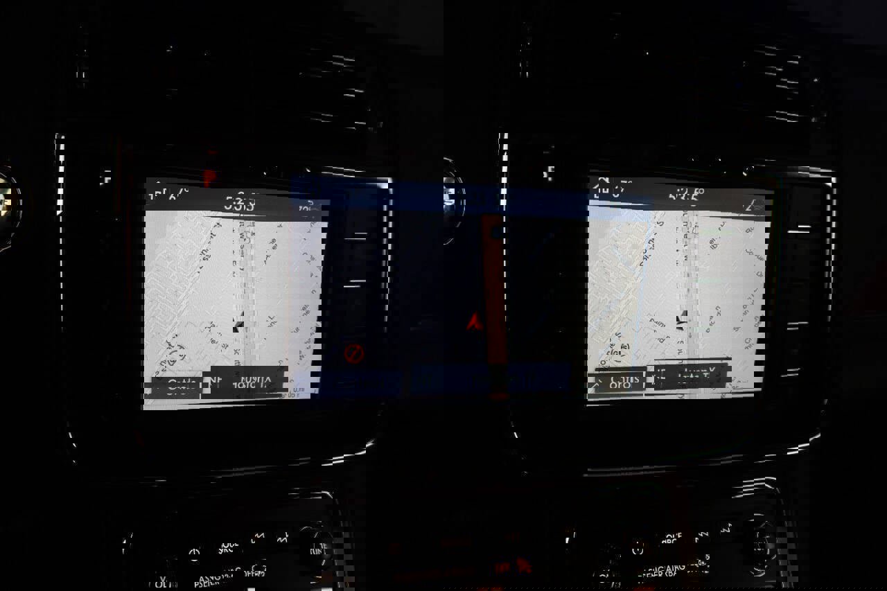 Used 2020 Lincoln Continental Reserve image 22