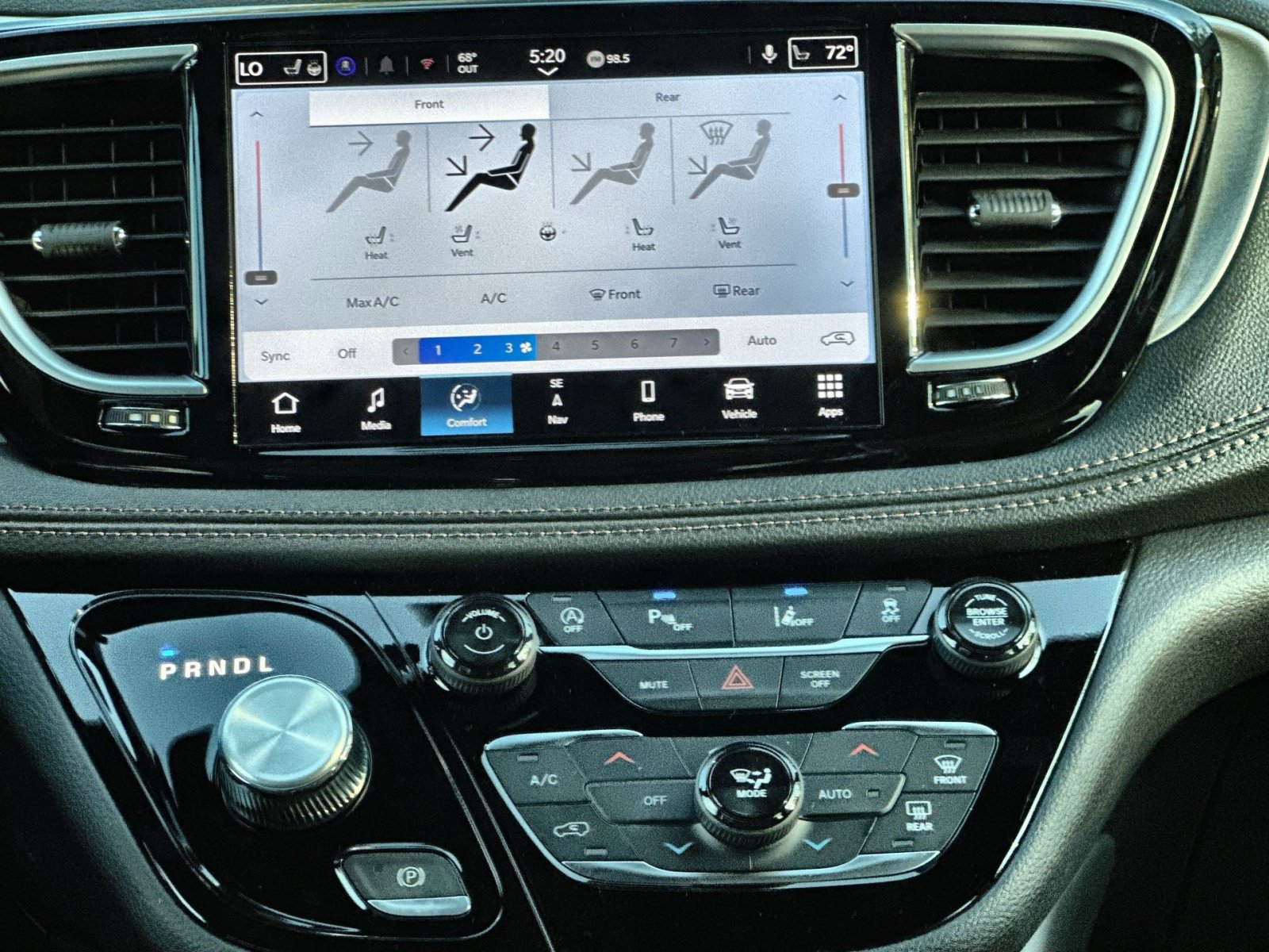 New 2026 Chrysler Pacifica Pinnacle FWD image 21