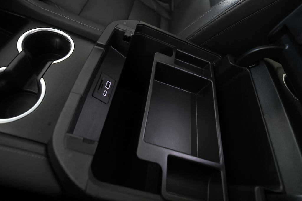 Used 2021 Chevrolet Tahoe LT w/ LT Signature Package RWD image 43