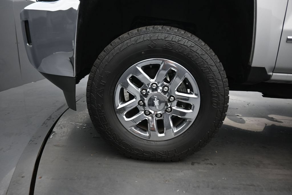 Used 2018 Chevrolet Silverado 2500 LTZ w/ LTZ Plus Package AWD/4WD image 51