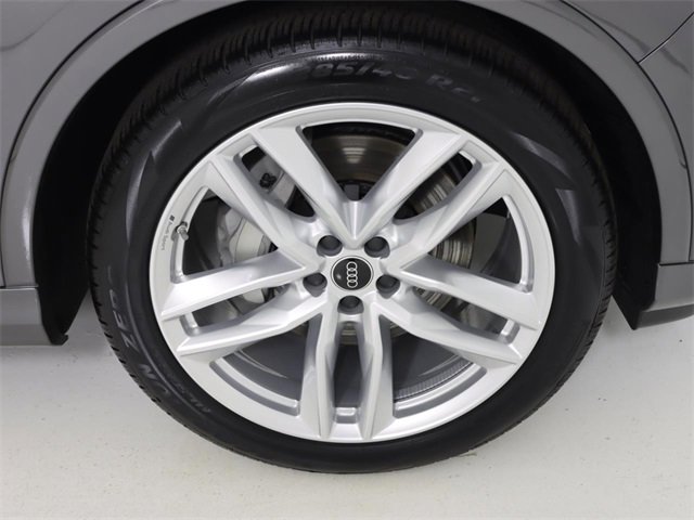 New 2025 Audi Q7 3.0T Premium Plus image 9