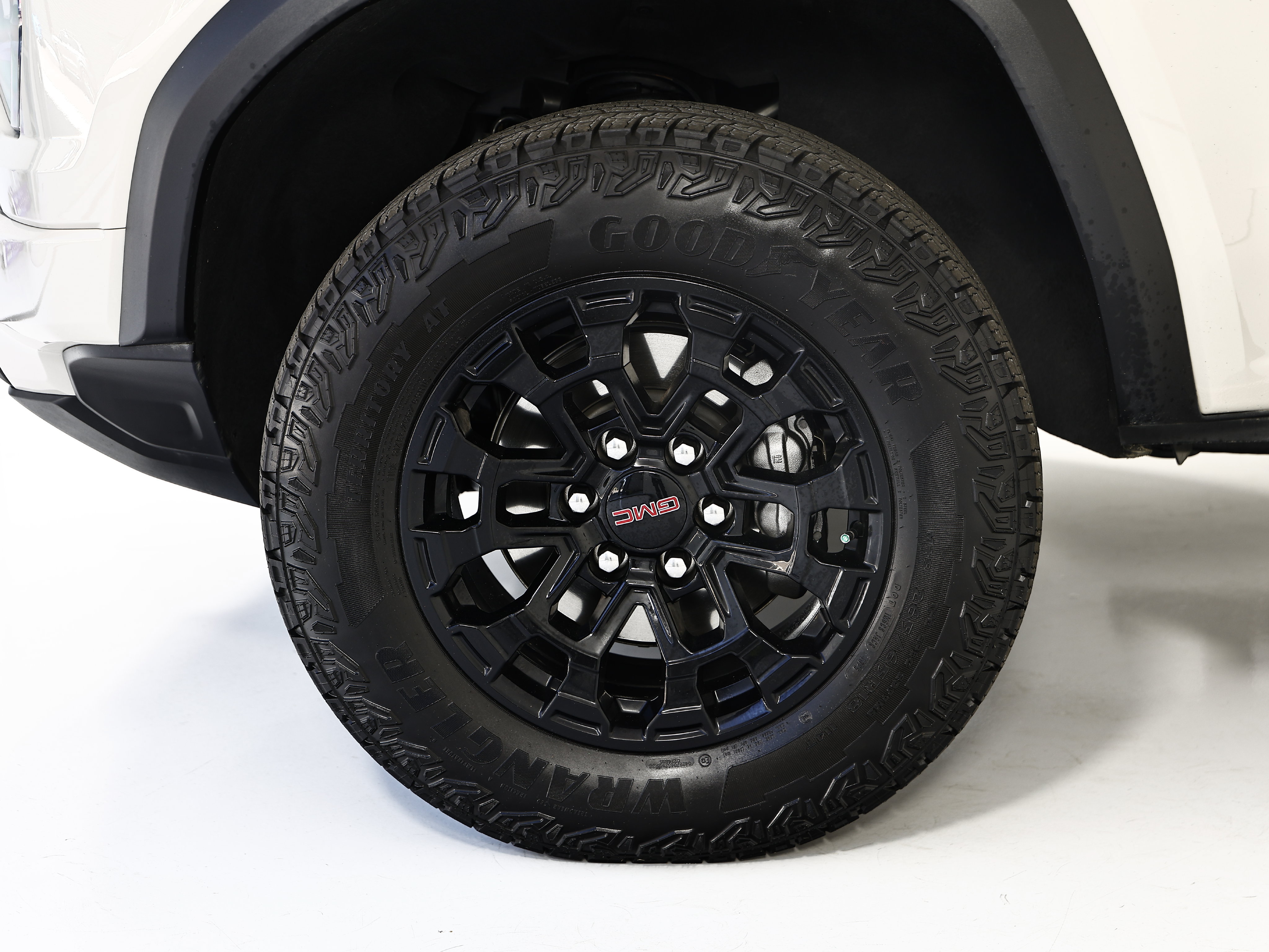 Used 2026 GMC Canyon Elevation RWD image 12