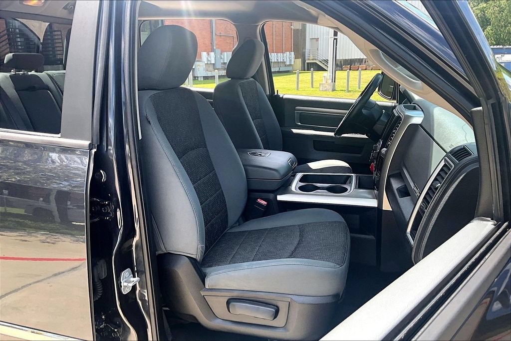 Used 2016 RAM 1500 SLT RWD image 10