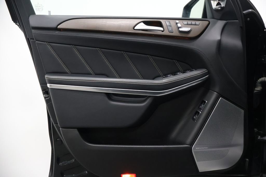 Certified 2018 Mercedes-Benz GLS 63 AMG 4MATIC image 12