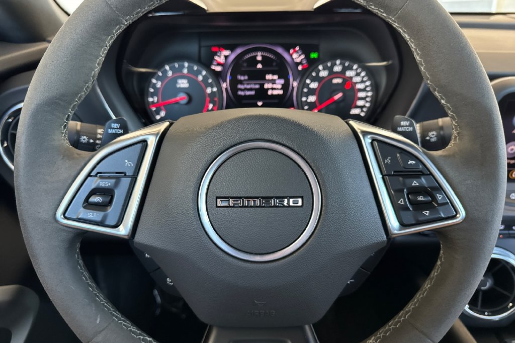 Used 2020 Chevrolet Camaro SS RWD image 25