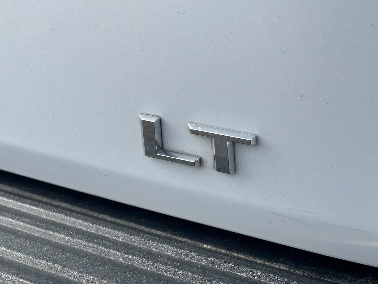 Used 2024 Chevrolet Tahoe LT image 31