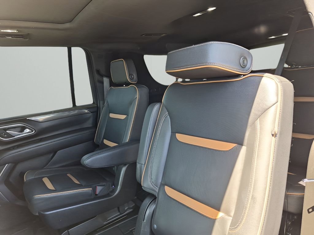 Used 2023 GMC Yukon XL AT4 w/ AT4 Premium Package image 19