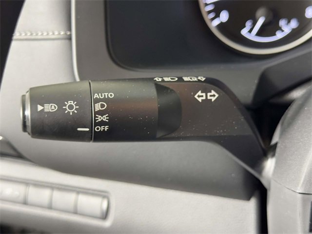 Used 2025 Nissan Pathfinder S image 21