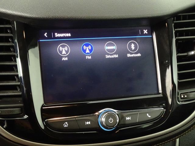 Used 2020 Chevrolet Trax LT w/ LT Convenience Package image 32