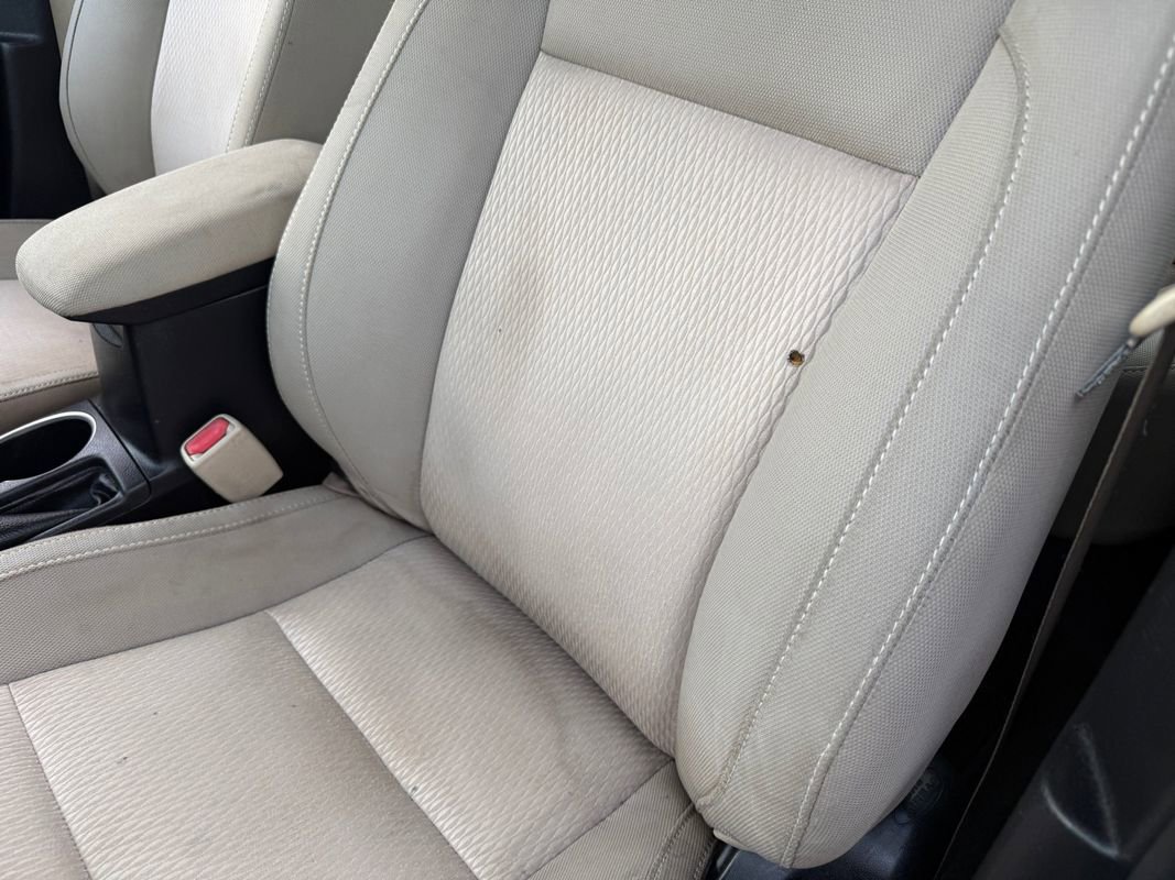 Used 2014 Toyota Corolla LE FWD image 27