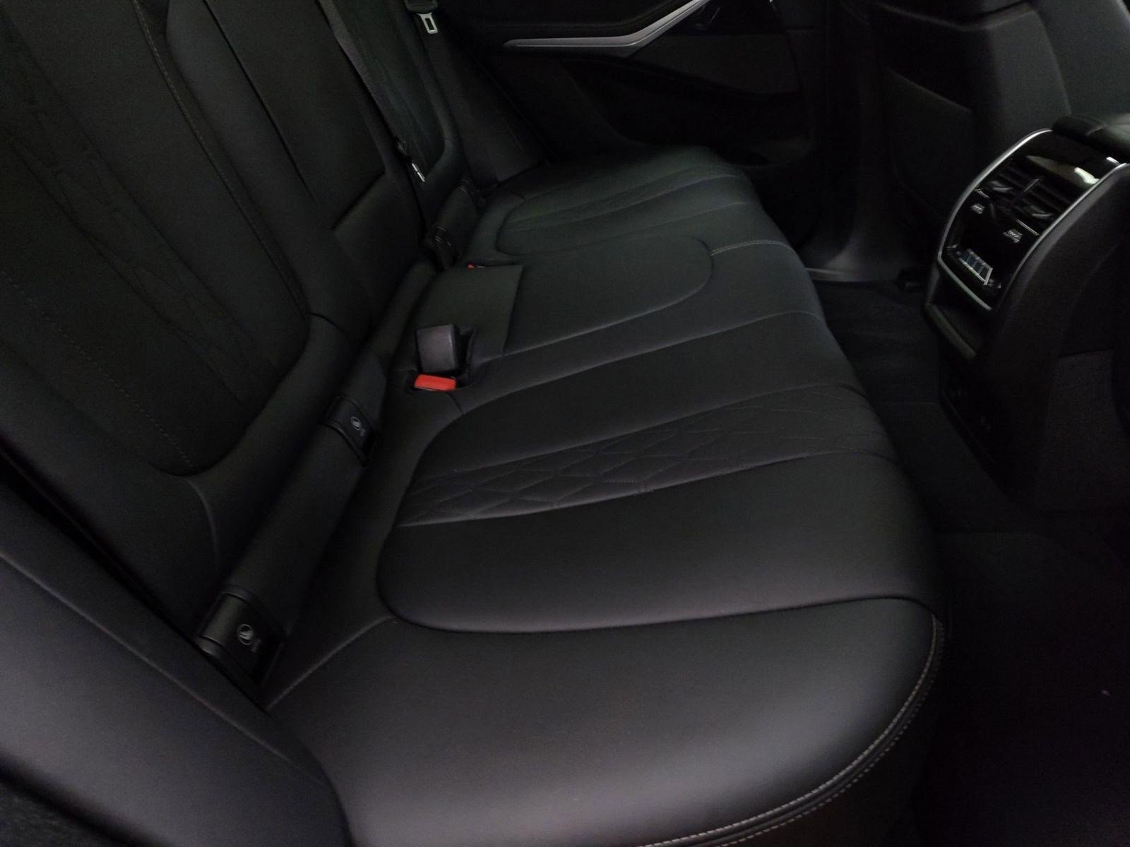 Certified 2024 BMW X5 xDrive40i image 24