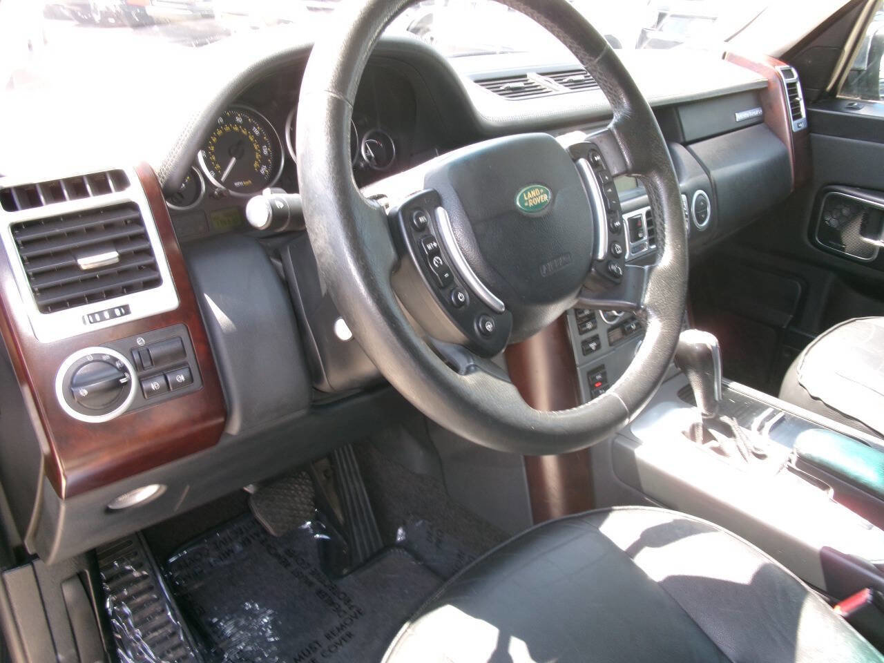 Used 2008 Land Rover Range Rover HSE AWD/4WD image 26