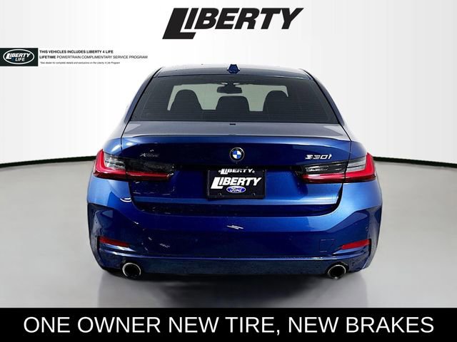 Used 2023 BMW 330i xDrive Sedan w/ Premium Package image 6